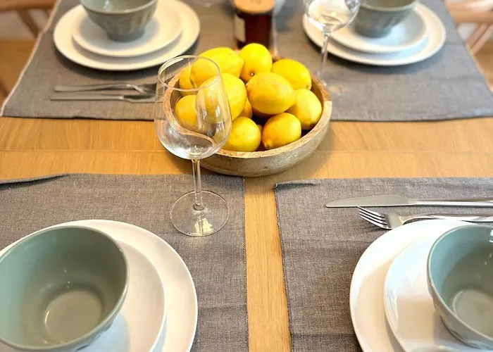 6 Pers, Wlan, Netflix, Naehe Mercedes Benz *